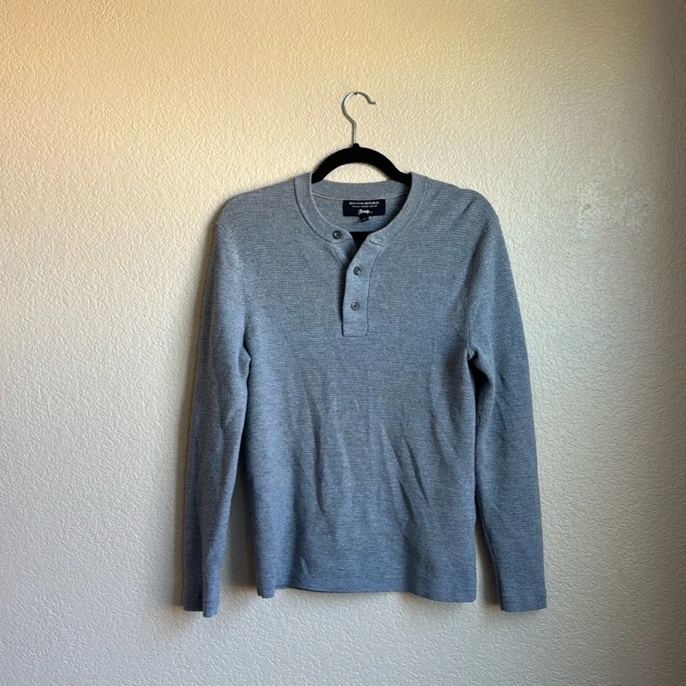 Banana Republic Italian woven yarn sweater - Picture 2 of 3